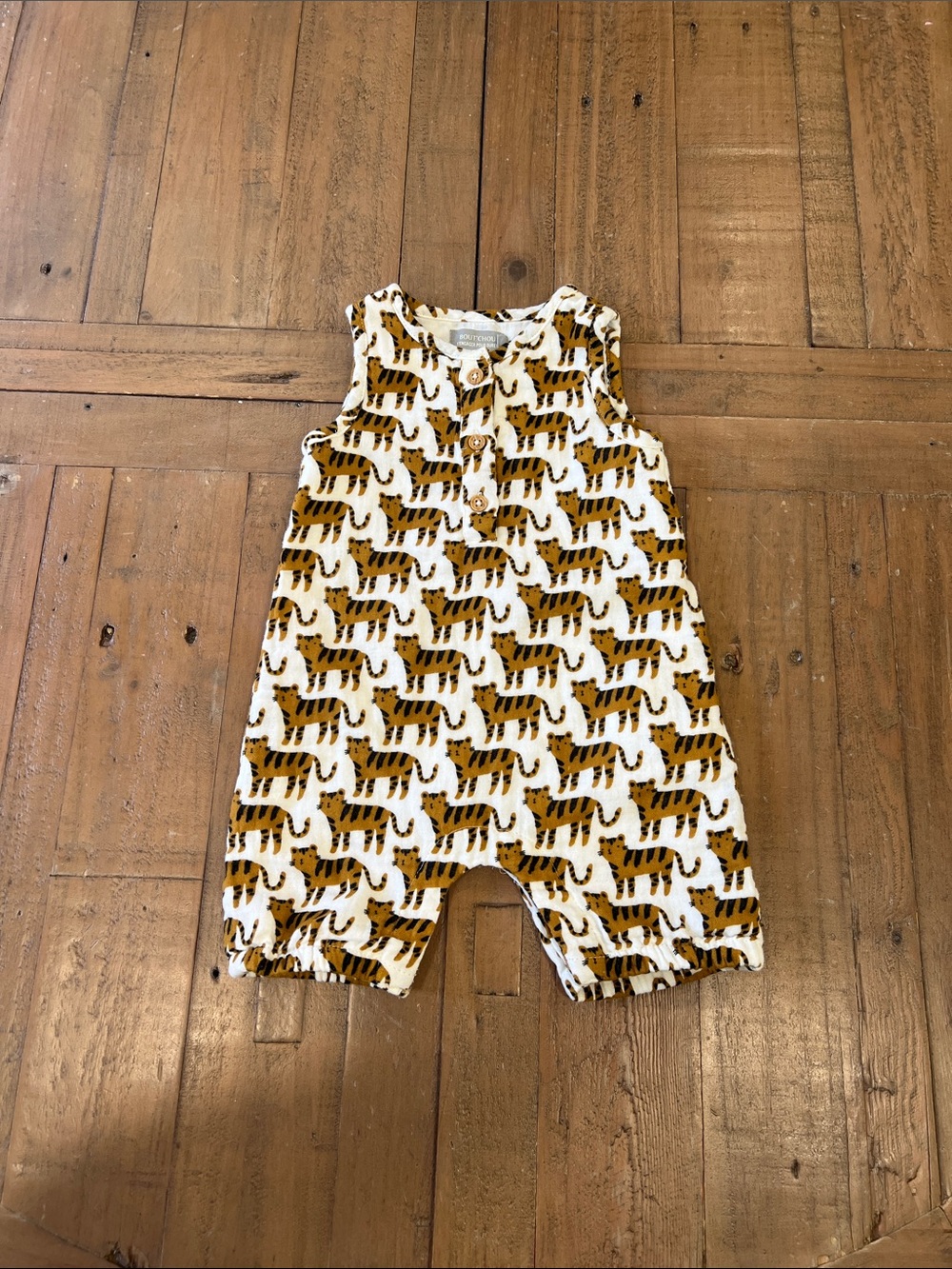 Bout’chou tiger short romper one piece 3 months nwot